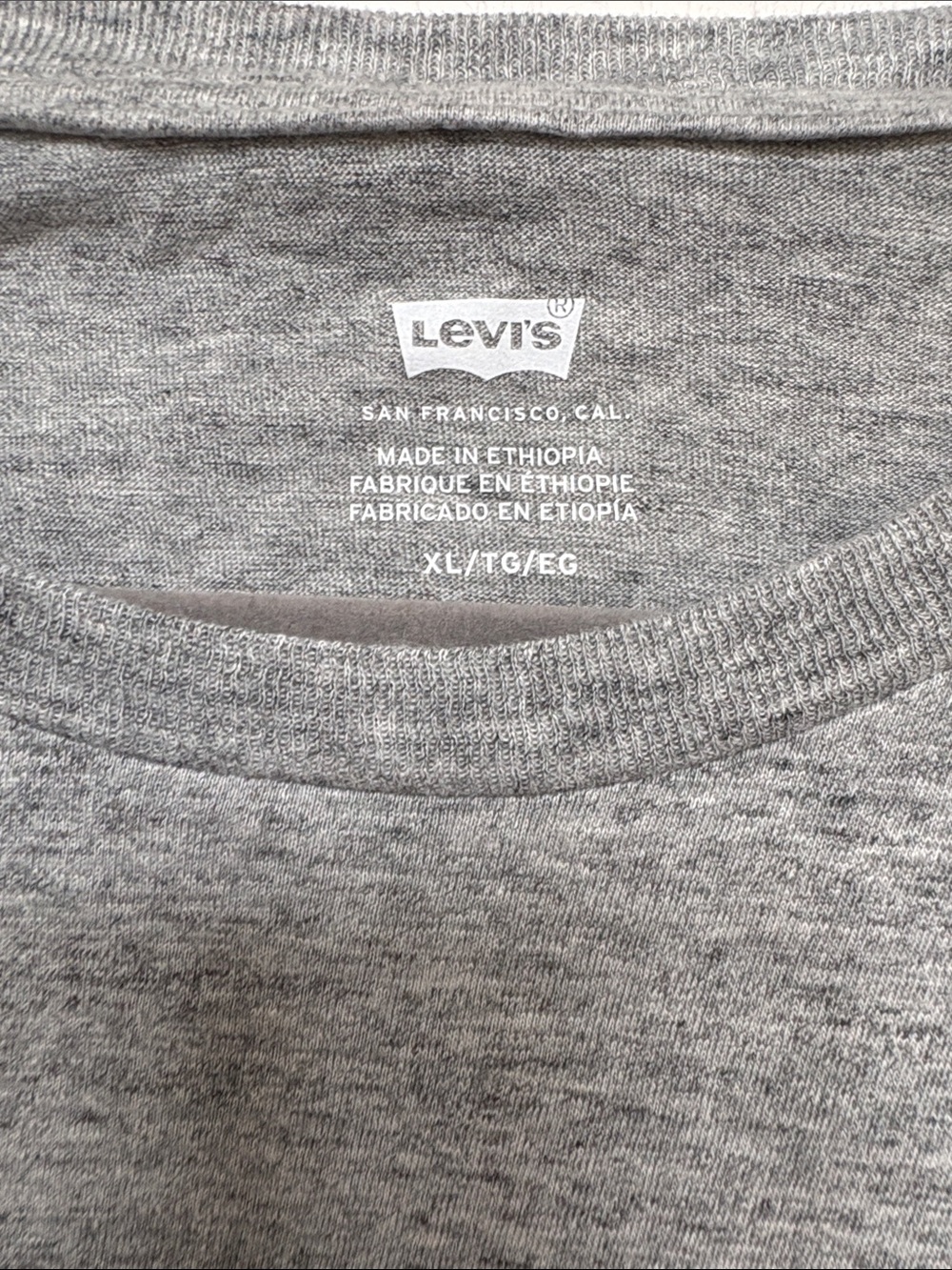 Levi's Gray Tee with Navy & Red Logo Blocks - Picture 2 of 7